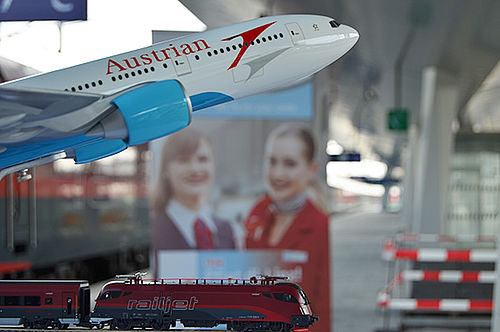 FlugBahn Der Railjet zum JumboJet Austrian Wings